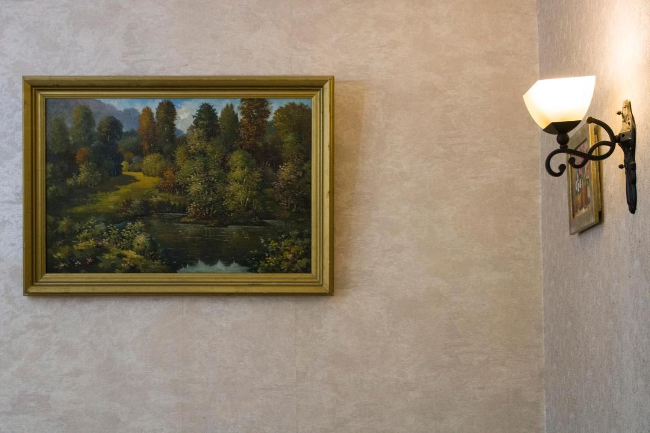Nino'S Guest House Tbilisi Bagian luar foto