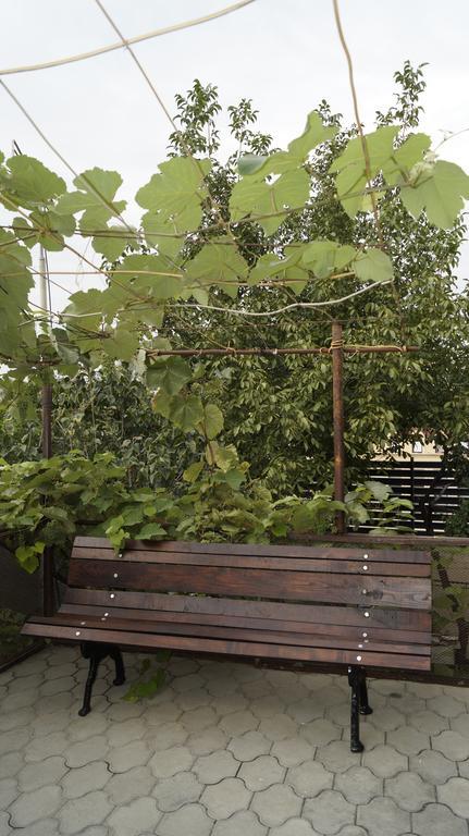 Nino'S Guest House Tbilisi Ruang foto