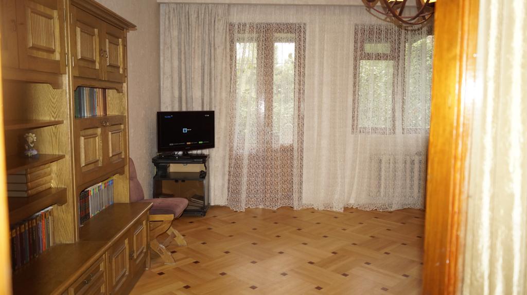 Nino'S Guest House Tbilisi Ruang foto